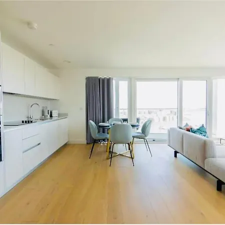 Executive Waterfront Split Penthouse Apartment London Exterior photo