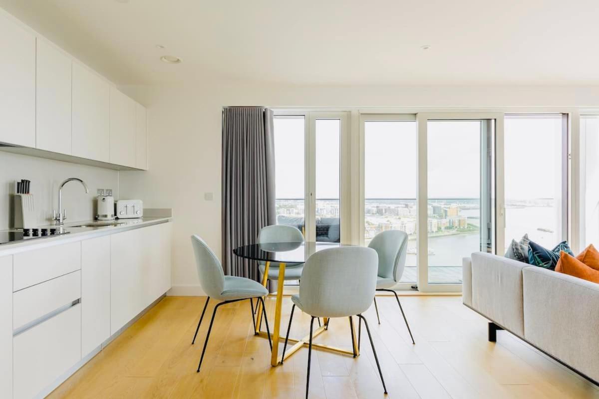 Executive Waterfront Split Penthouse London