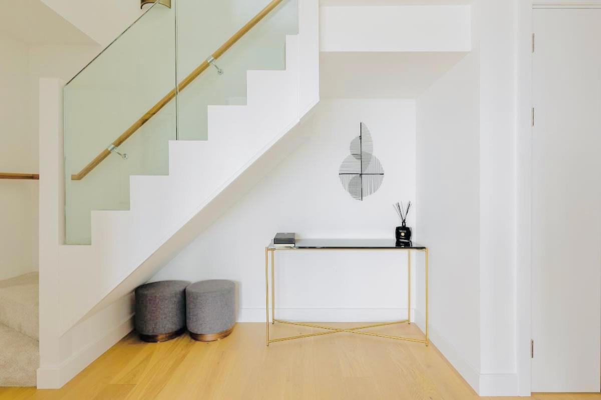 Apartment Executive Waterfront Split Penthouse *